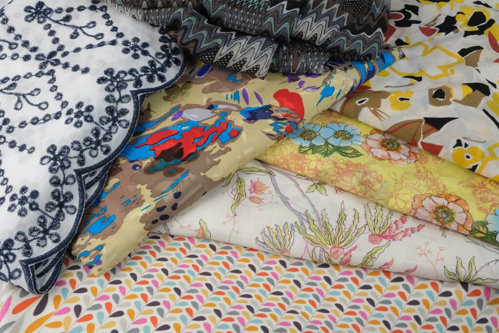 「シルクヤマトヤ」春の婦人服地バーゲン