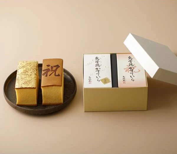 お祝い・返礼ギフトフェア<br><small>紅白まんじゅう＆赤飯 ご予約承り中</small>