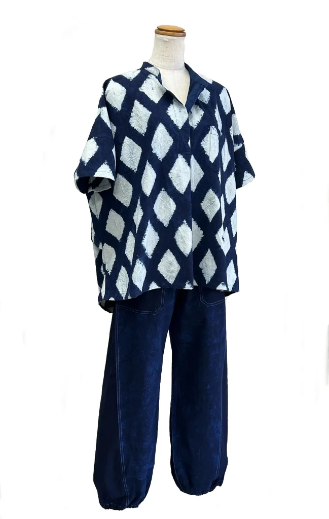 「藍・ウィンディ」藍染作品展